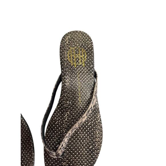 House of Harlow 1960 Colton Snake Embossed Leather Flip Flops Size 7 Boho Chic - Picture 6 of 9